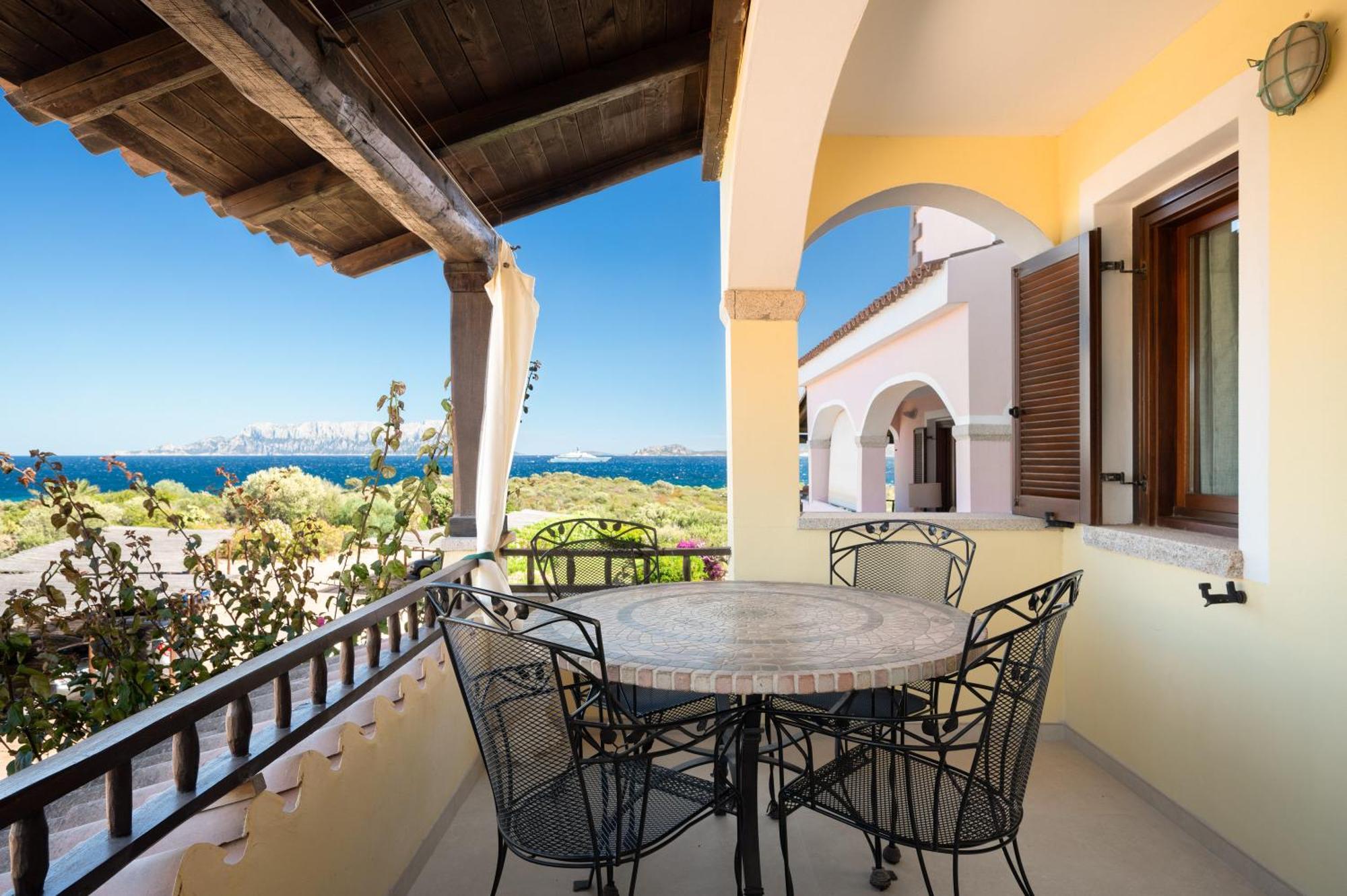 Spiaggia Bianca Pedra Rosa - Your House In Sardinia Golfo Aranci Exterior foto